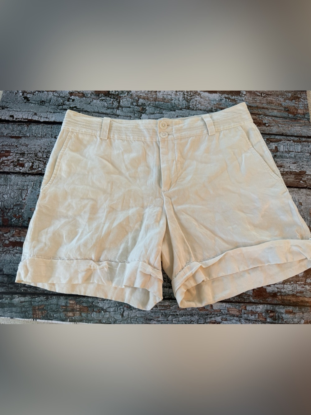 Banana Republic Martin Fit Linen and Silk Cream Cuffed Shorts Size 12